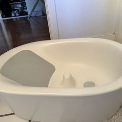 Lalo Bath Tub