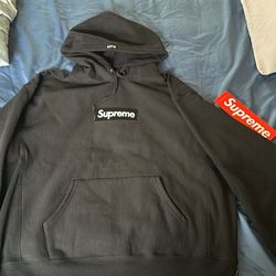 Supreme Box Logo Hooded Sweatshirt (FW23) Size Large Men’s 