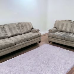 Matching Furniture Set… Delivery available!