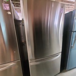 Refrigerator Lg