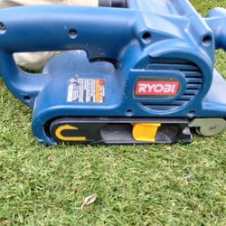 Ryobi Belt sander 