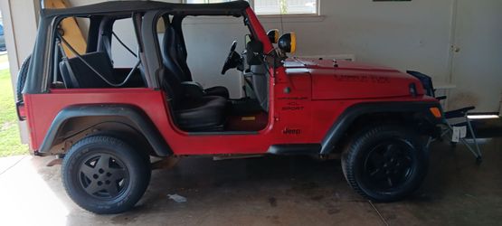 '02 Jeep Wrangler (Sport) 4.0 L