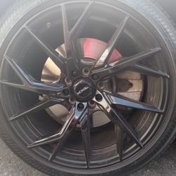 4 18"  Rims and Tires Bridgestone Run Flat 