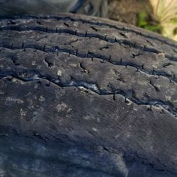 215/75R17.5