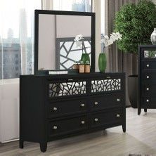 Dresser With Mirror