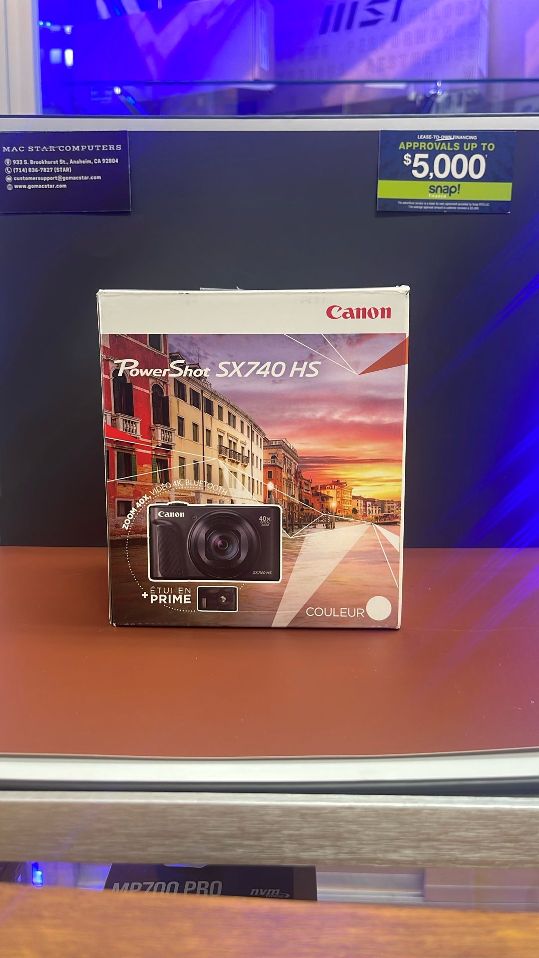 Canon Powershot SX740 HS With Bonus Bag
