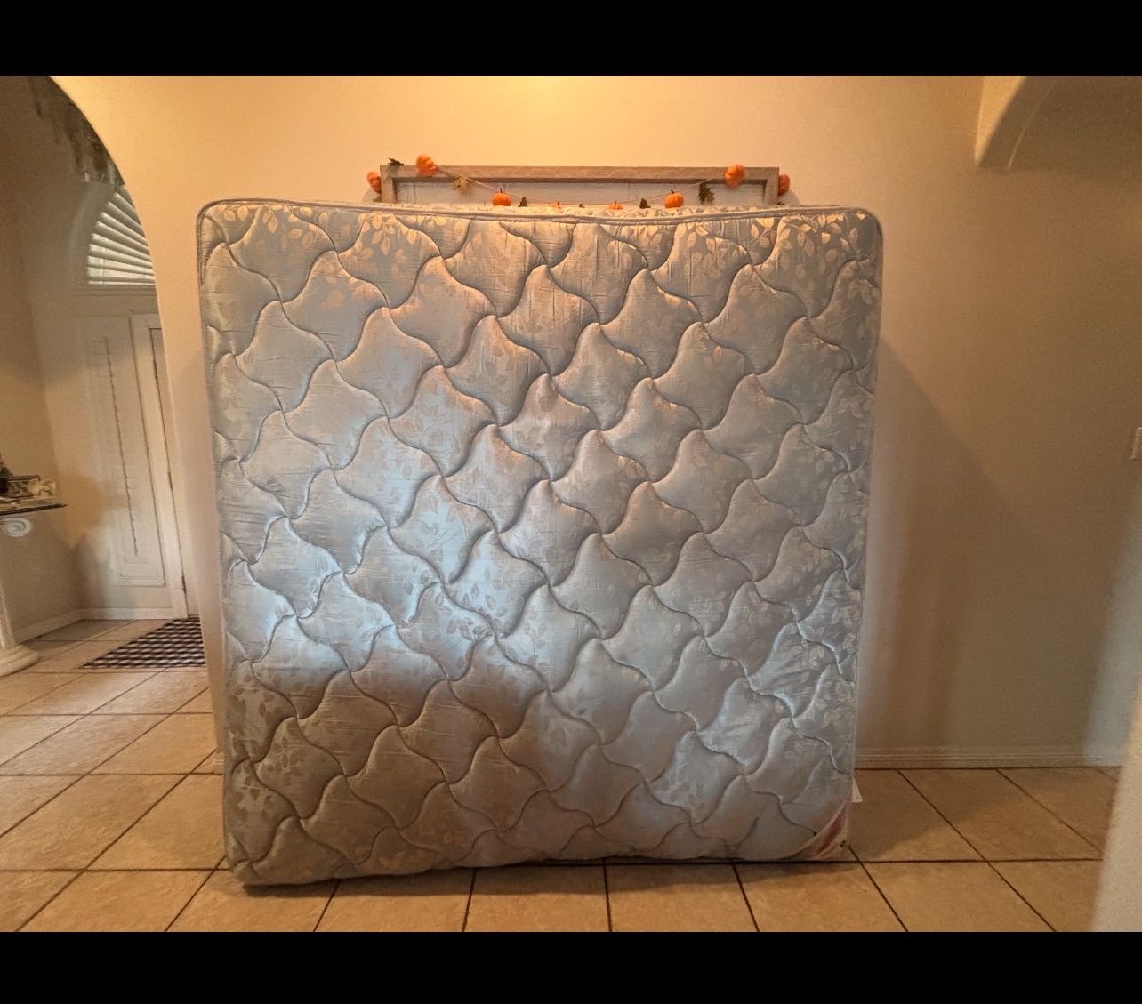 FREE KING SIZE MATTRESS !!!