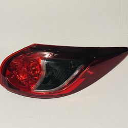 2013-2016 Mazda CX-5 Outer Tail Light Lamp Right Passenger Side