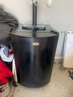 Complete Kegerator Draft Beer System CO₂ Tank, Regulator & Keg Included