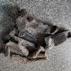 Gas Fireplace Logs