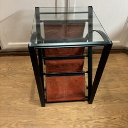 End Table With Magazine Holder