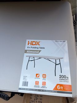 6 Feet Folding Table