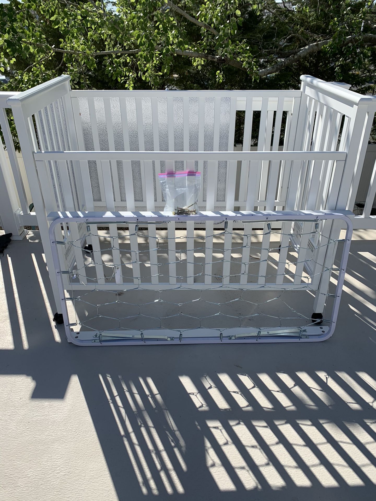 Bonavita Fine children’s furniture Peyton Drip side Crib model