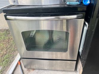 Black Electric Range Oven