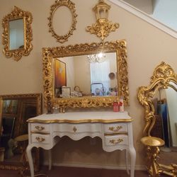 Ornate Mirror Lot 