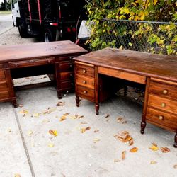 (FREE) Antique School teachers desk