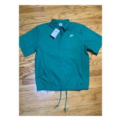 Nike Club Oxford Short Sleeve Button Up Shirt Loose fit Men's Size S NEW! Green
