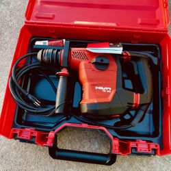 Hilti 120v TE 30-AVR - 8.6 A Corded ROTARY HAMMER Drill - Brand New in box