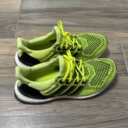 Adidas Ultra boost Size 8.5 