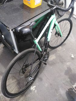 Giant liv road bike