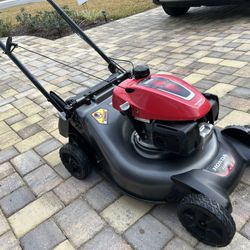Honda HRX216 GCV170 cc Self Propelled Mower