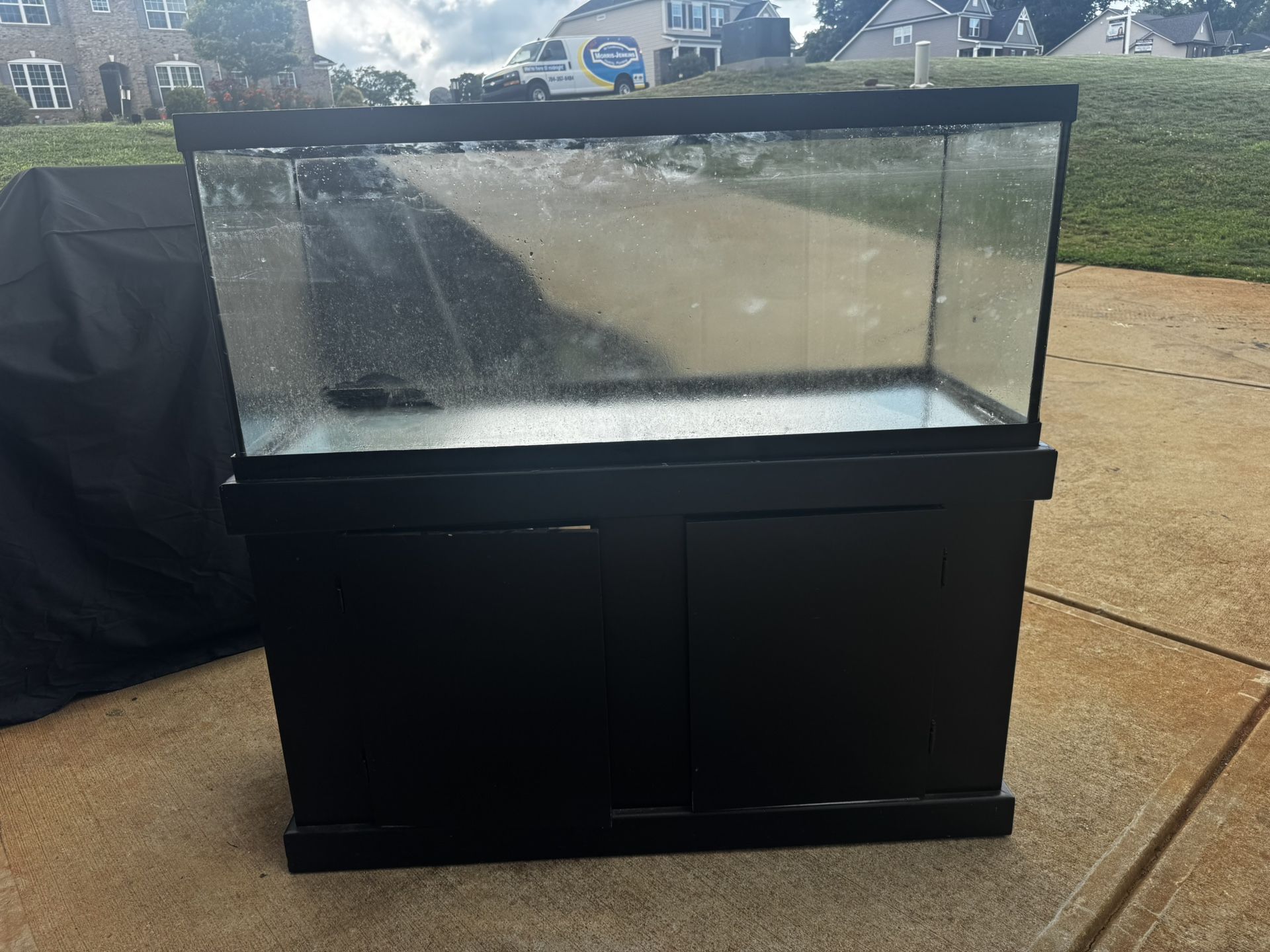 Huge 100 Gallon Aquarium