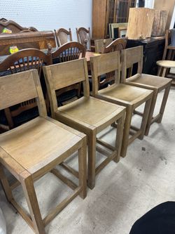 Set Of 4 Pottery Barn Reed Stools - 23.5” - Excellent Condition- Retail: $1750