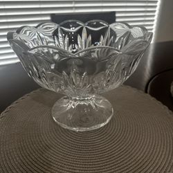 Vintage Crystal Pedestal Bowl with Scalloped Edge