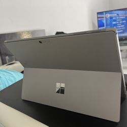 Microsoft Surface Pro7 
