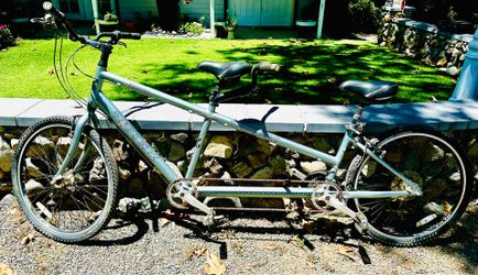 Tandem bike