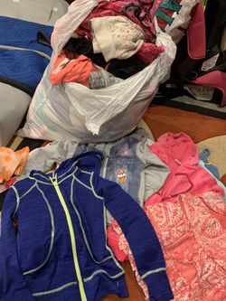 2 bags of cloths for girl 2y-4y