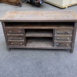 Bell’O Wooden TV Stand