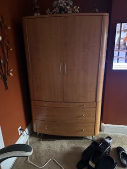 Dresser
