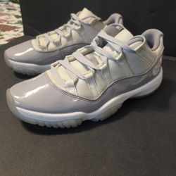 Nike Air Jordan's 11s Cement Grey Sz 8 
