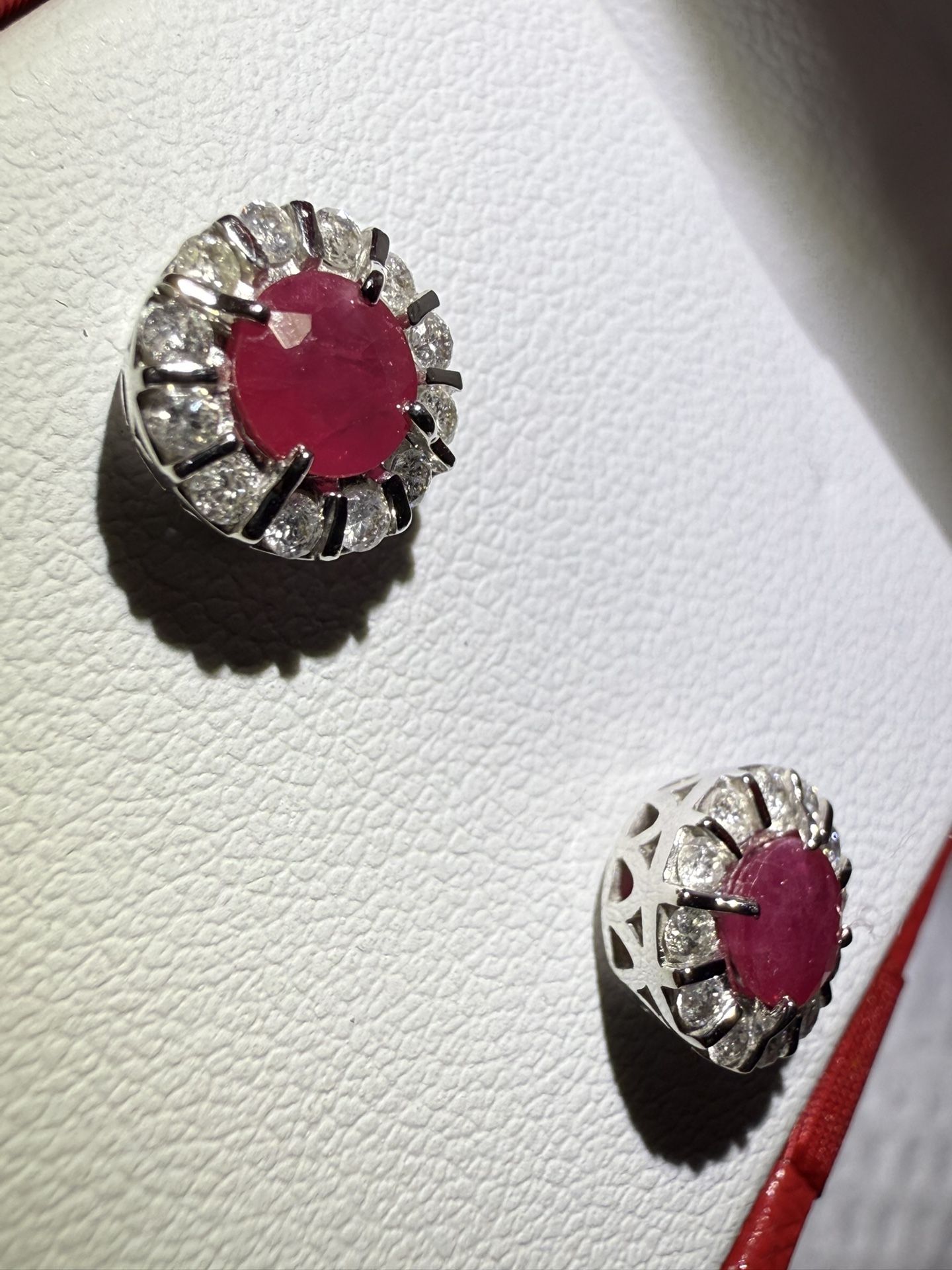 Earrings Ruby 14 K WG