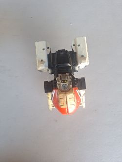 Transformers G1 Ultra Pretender Vroom