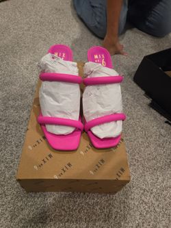 Women's shoes size 6.5