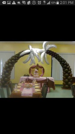 Balloon arch