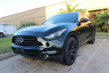 2015 INFINITI QX70