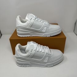 LV Trainer Sneakers Men Size 9.5 