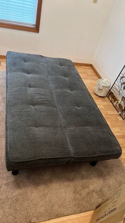 Standard foldable couch