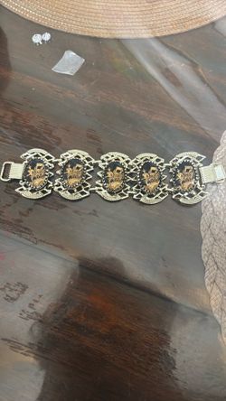 Bracelet