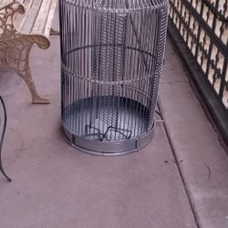 Round Bird Cage 
