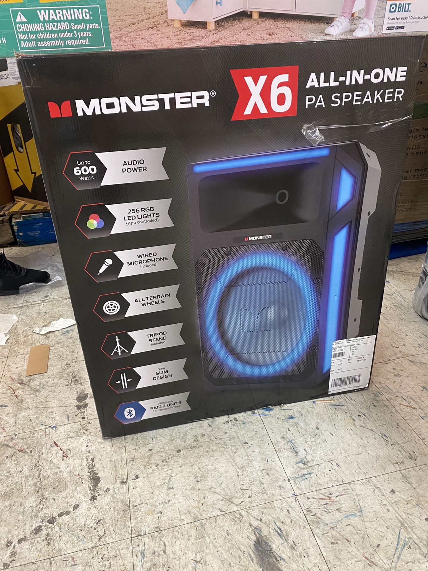 Monster speaker New In Box 6 In 1 Stand Microphone Lights