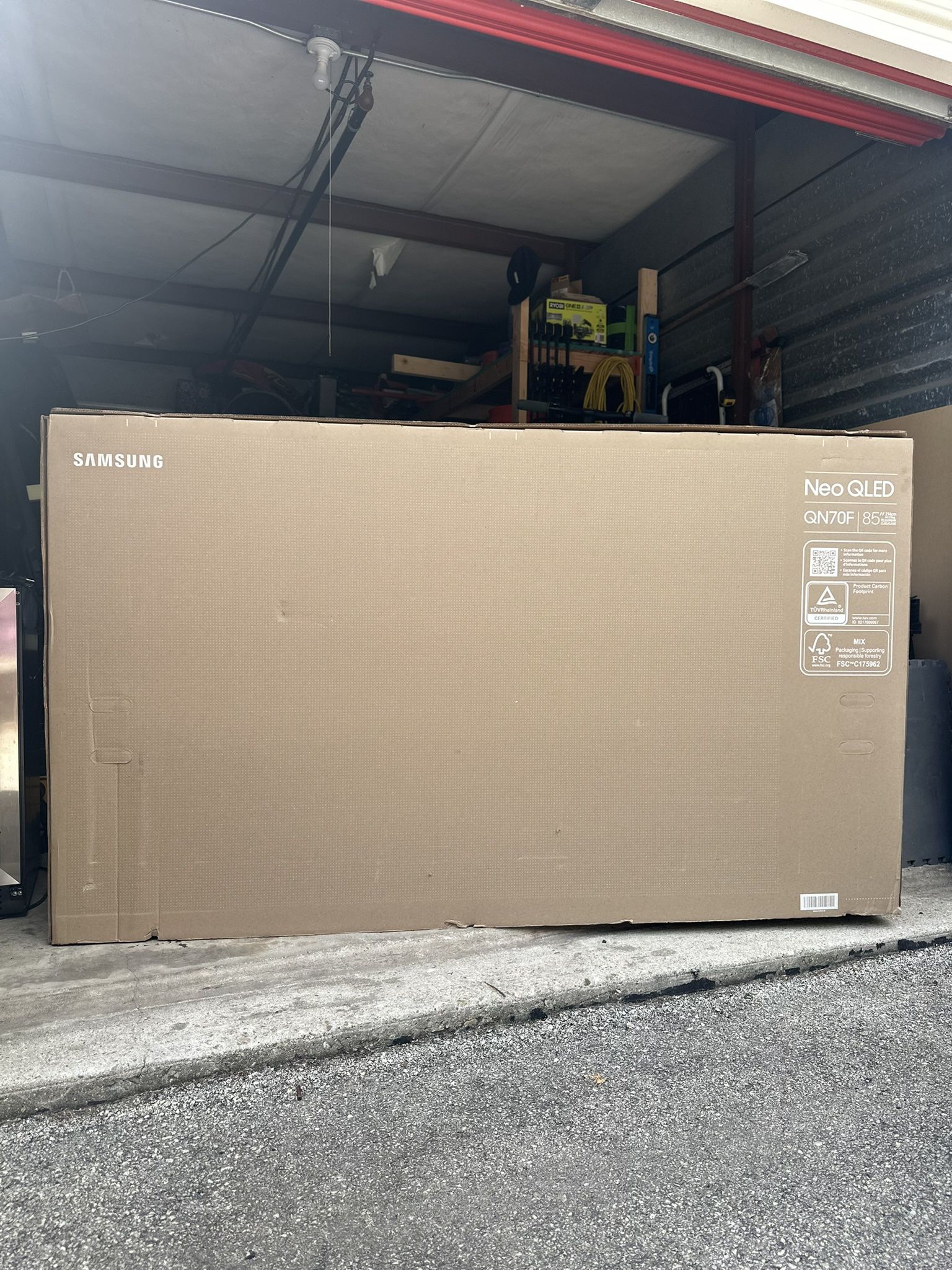 SAMSUNG 85” SMART TV QN70F