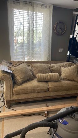 Traditional sofa