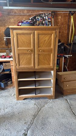 Wood dresser