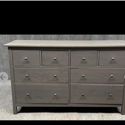 DRESSER IKEA 
