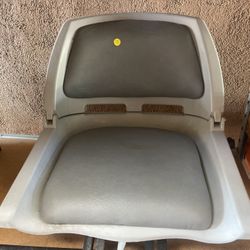  Boat Seat. 