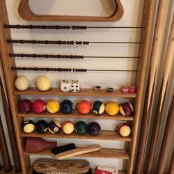 Brunswick Table Custom Top W/ Wall hanging Pool Billards Rack W/6 Cues, Balls & Accessories